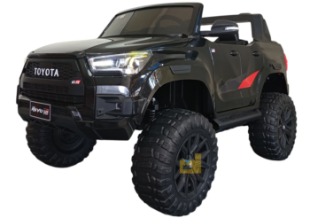 mobil aki hilux volta eva 5099, hitam